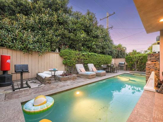 Sunset Beach House in Heart of La Jolla Shores