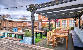 The Bulls Head Hotel - Housity