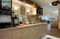 Microtel Inn & Suites by Wyndham Bloomington MSP Airport - Desayuno