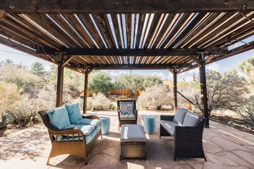 5 Miles from Park entrance Charming 2-bedroom house in enchanting Joshua Tree - ブティック