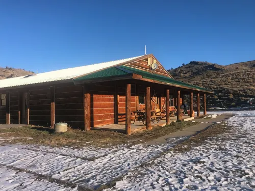 Peaceful Logan Mountain Cabin close to Yellowstone - Boutique