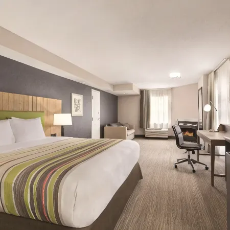 Country Inn & Suites by Radisson, Pigeon Forge South, TN