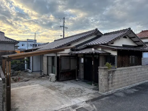 Ryokan Murunoki - Entire 3BR House Near Iwakuni Station - parking