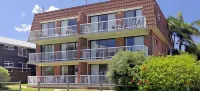 Main Beach Apartments