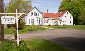 Candlebay Inn