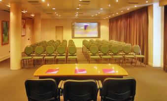 Tucuman Center Suites&Business