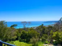 Arthurs Holiday Villa Hotels in Safety Beach