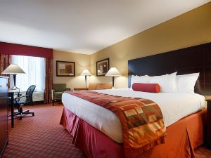 Best Western Plus Parkway Hotel