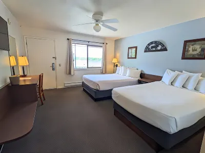 Western Riviera Lakeside Lodging Hotels in Grand Lake