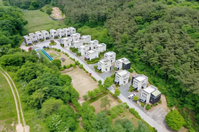 Pocheon Friends Pet Kids Pool Villa