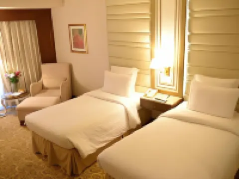 パール コンチネンタル カラチ カラチのホテル