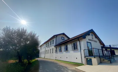 Cascina Mora Bassa Hotel in zona Albuzzano