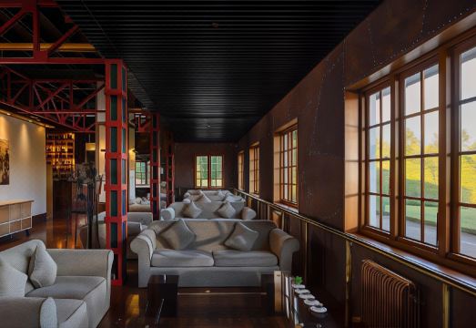 헤리턴스 티 팩토리 내부