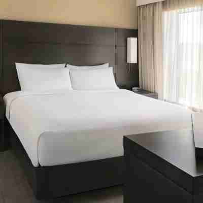 Residence Inn by Marriott Sacramento Downtown at Capitol Park Rooms