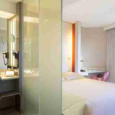 Oceania Clermont Ferrand Rooms