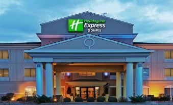 Holiday Inn Express & Suites Chickasha