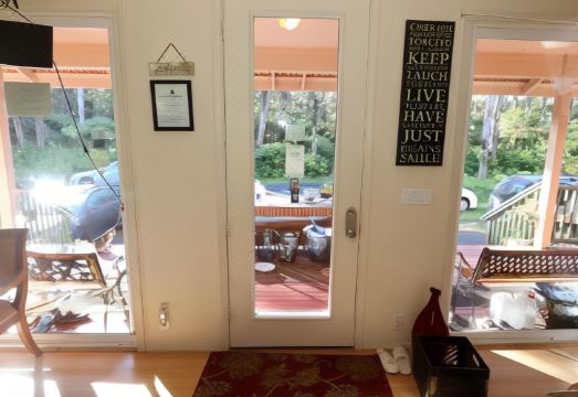 Volcano Forest Inn Hotel Overview