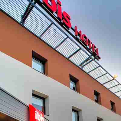 Ibis Montceau-Les-Mines Hotel Exterior