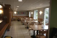 B&B Hotel Pézenas - breakfast
