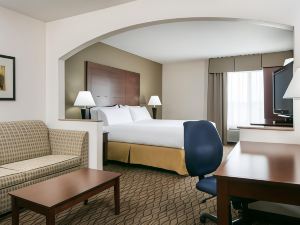 Holiday Inn Express & Suites Clinton