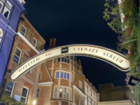 Astor Court Hotel Hotel dekat Oxford Street