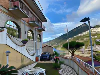 Hotel Vietri Coast Hotels in der Nähe von Monastero di San Liberatore Salerno