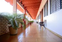 Taba Hotel - bars