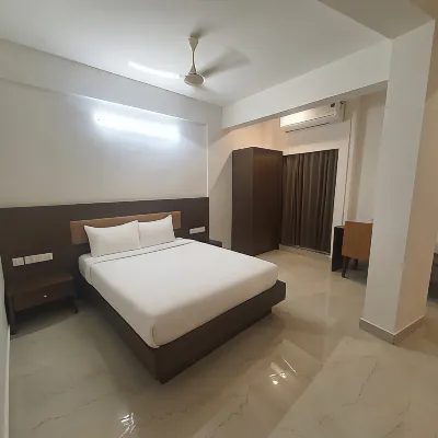 Hotel Metro Tower Hotels near Beach View Point