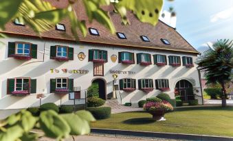 Gutshofhotel Winkler Bräu - Housity