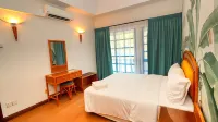 Long Sands Port Dickson Hotels near Funny Haunted Adventure