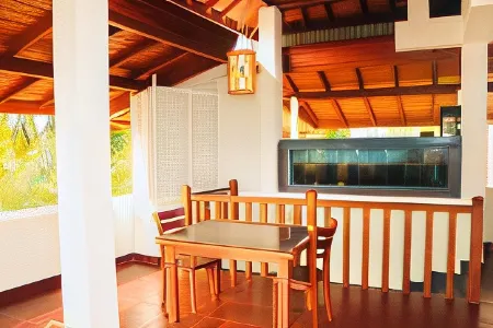 Supun Villa Отели рядом со станцией Aluthgama Railway Station