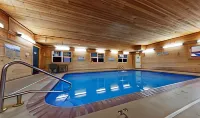 Country Inn & Suites by Radisson, Kearney, NE - Pool