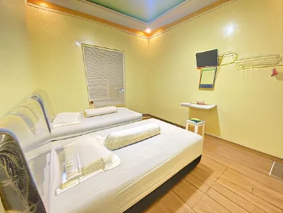 Homestay RN Near Taman Bambu Runcing Polewali Mitra RedDoorz Отели в г. 