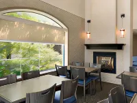 Days Inn & Suites by Wyndham Brandon Hotels in Brandon
