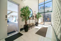 HY Apart Hotel