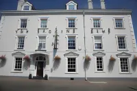 The Erskine Arms Hotels near Oasis Christian Centre