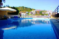 Denise Hotel - Pools