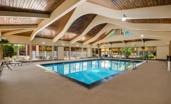 Best Western Prairie Inn  Conference Center