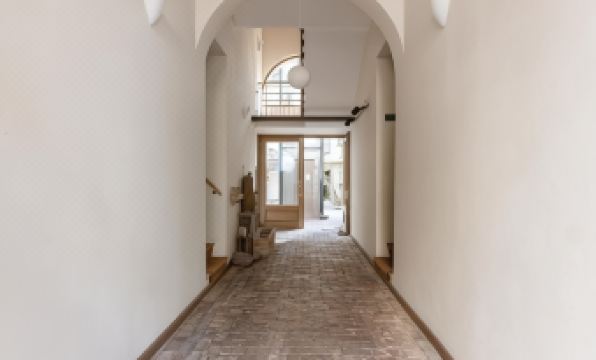 Schoenhouse City Street - Housity