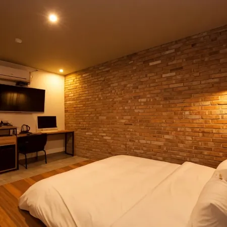 Hotel Gray