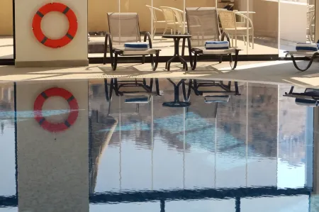 H Luxury Hotel Отели рядом с достопримечательностью «Храм Душареса»