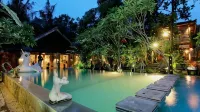 Astuti Gallery Homestay - Boutique