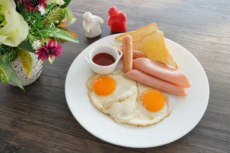 NK Residence Sakon Nakhon Отели рядом с достопримечательностью «Wat Phra That Choeng Chum Worawihan»