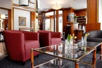 Ambassador Parkhotel - 3-Star