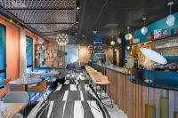 Tribe Paris la Defense Esplanade Hotel a Courbevoie