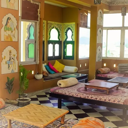 Mild Life Hostel Udaipur