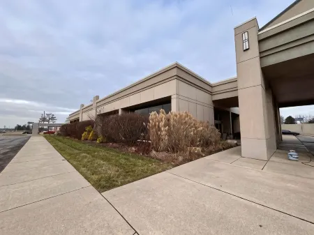 Skyline Hotel Detroit Airport, SureStay Collection by BW Отели в г. Ромул