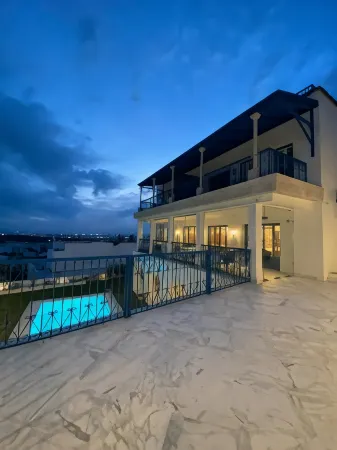 La Menara Hotel & Spa Отели рядом с достопримечательностью «Дворец Дар-Нежма-Эззахра»