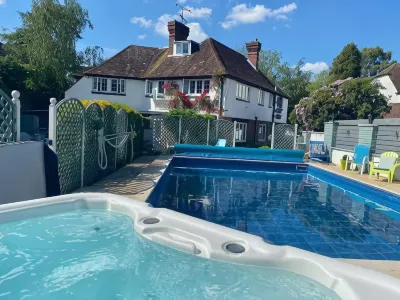 Hazelwick فنادق في 