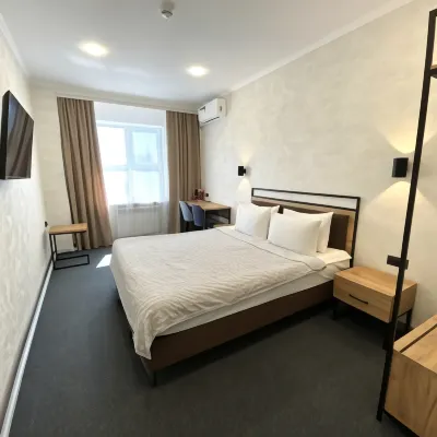 Gostinitsa Dekabrist na Lazebnogo Hotel Hotels near V. I. Lenin
